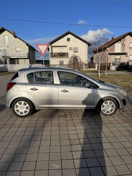 Opel Corsa D 