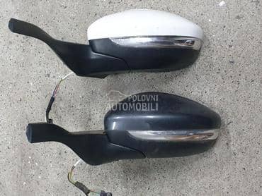 Levi retrovizor za Peugeot 208