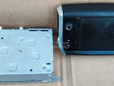 Multimedija za Peugeot 2008, 208