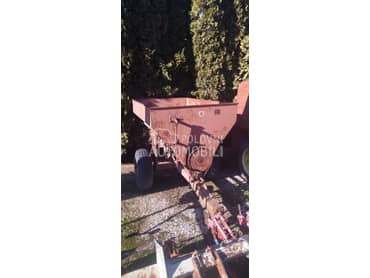 Poljostroj Ciklon 3000