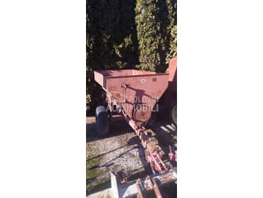 Poljostroj Ciklon 3000