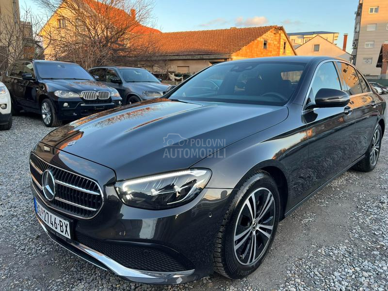 Mercedes Benz E 220 d/HuD/360/Virt