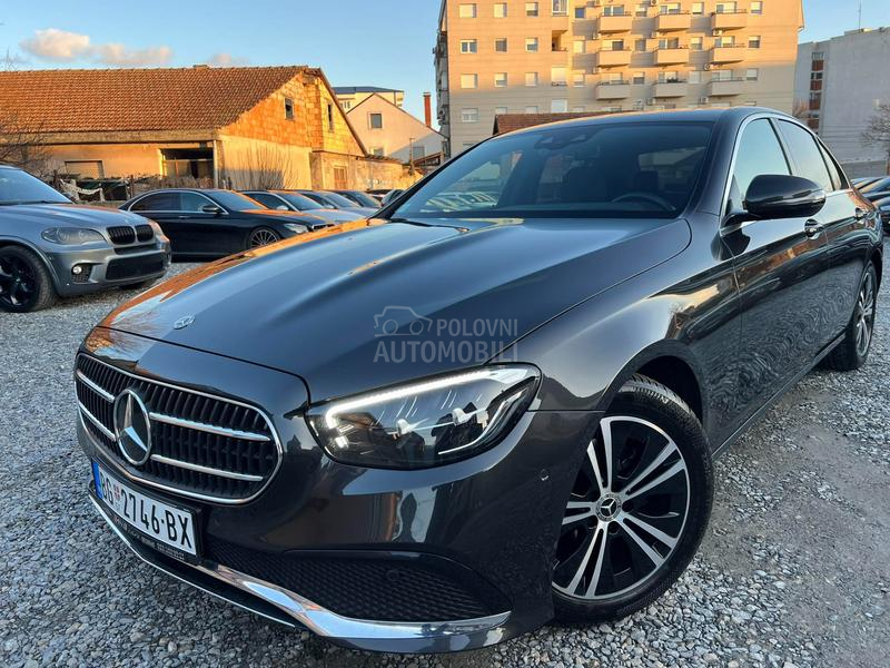 Mercedes Benz E 220 d/HuD/360/Virt