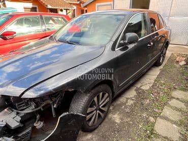 Škoda Superb -  kompletan auto u delovima