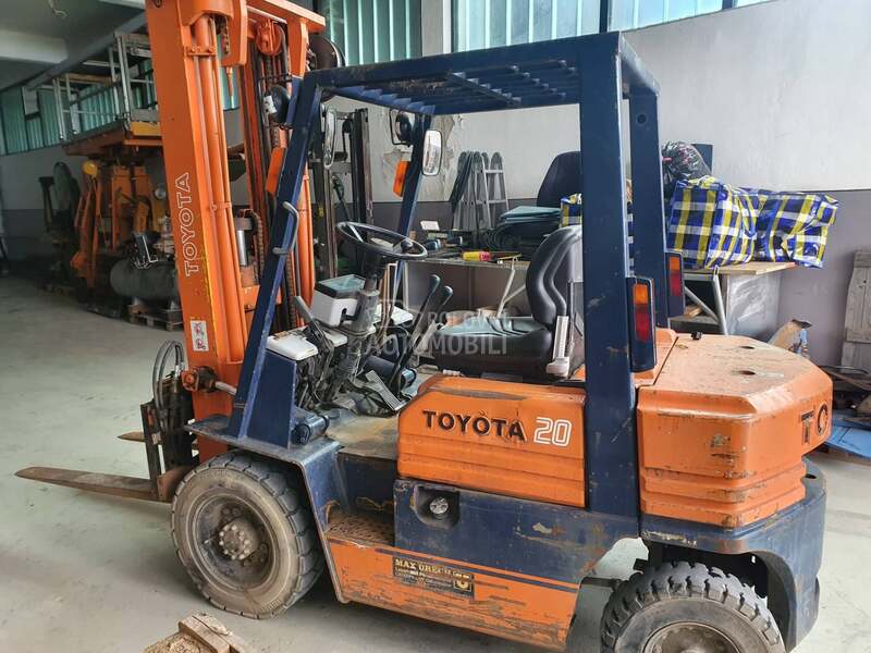 Mitsubishi Viljuskar FG25 Roto Glava