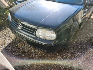 prednji branik za Volkswagen Golf 4 od 1998. do 2006. god.