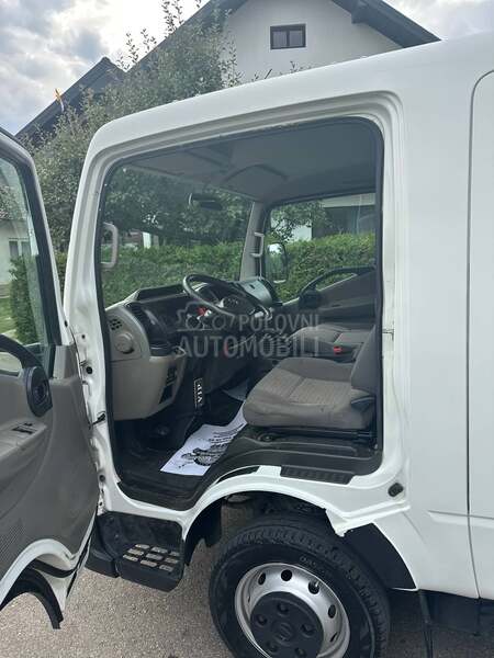 Nissan Cabstar 2.5 putar