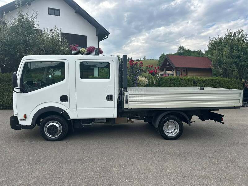 Nissan Cabstar 2.5 putar