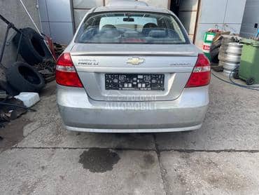 Chevrolet Aveo 2010. god. -  kompletan auto u delovima