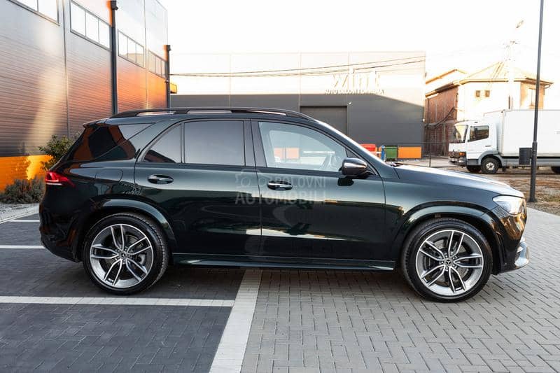 Mercedes Benz GLE 450 Amg/Black/Pano