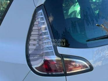 Stop svetlo levo za Renault Scenic od 2012. do 2016. god.