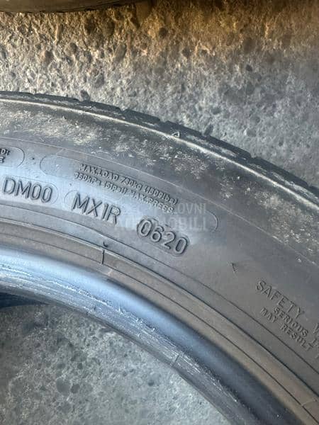 Dunlop 225/55 R17 Letnja