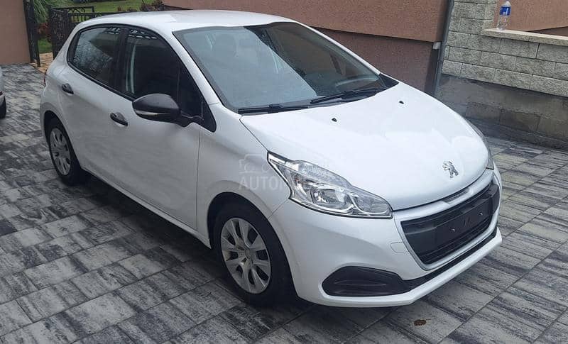 Peugeot 208 1.2