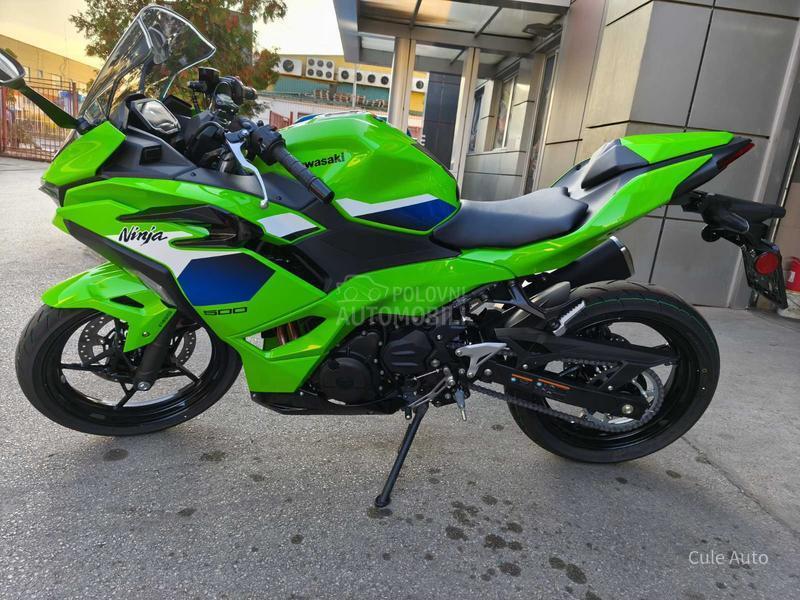 Kawasaki Ninja 500