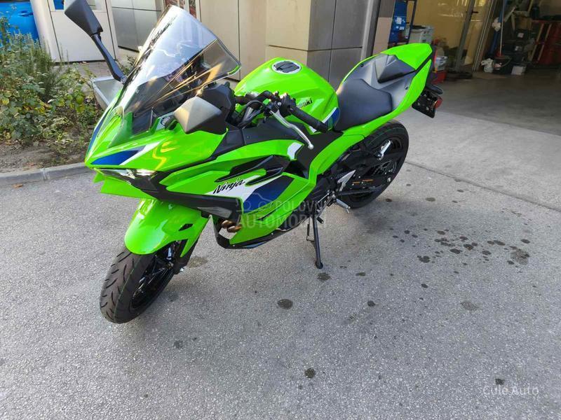 Kawasaki Ninja 500