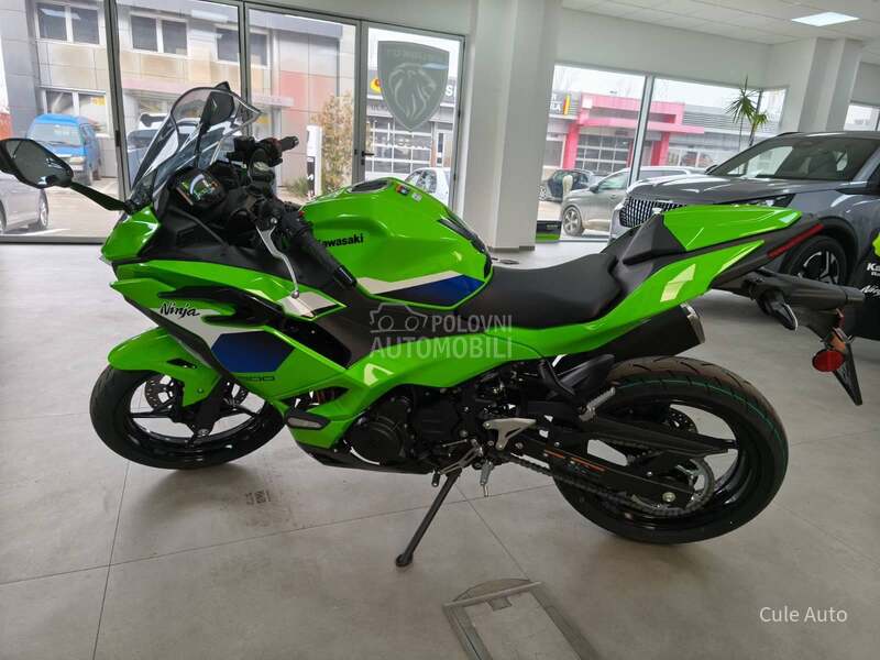 Kawasaki Ninja 500