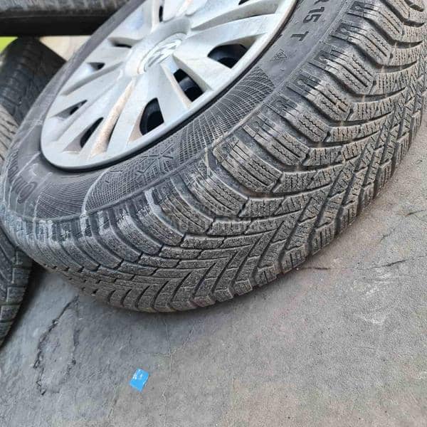 Continental 195/65 R15 Zimska