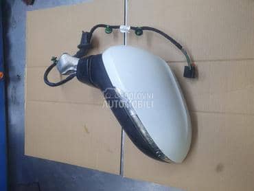 Retrovizor za Volkswagen Passat B7 od 2010. do 2014. god.