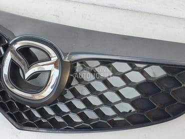 Maska za Mazda 3