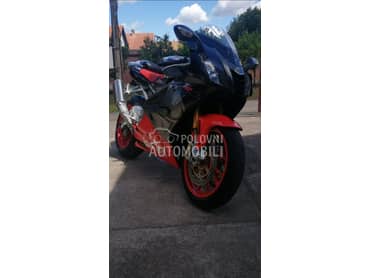 Aprilia RSV 1000R