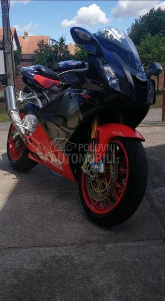 Aprilia RSV 1000R