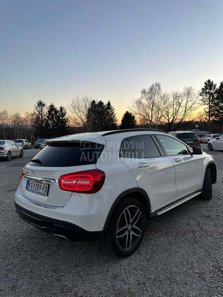 Mercedes Benz GLA 200 D AUT LED
