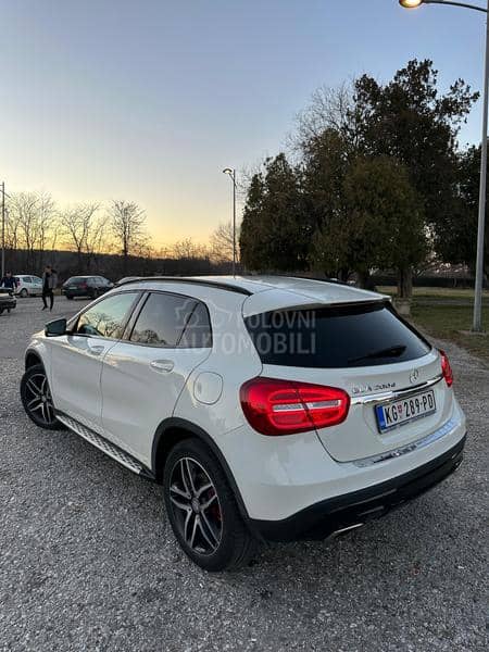 Mercedes Benz GLA 200 D AUT LED