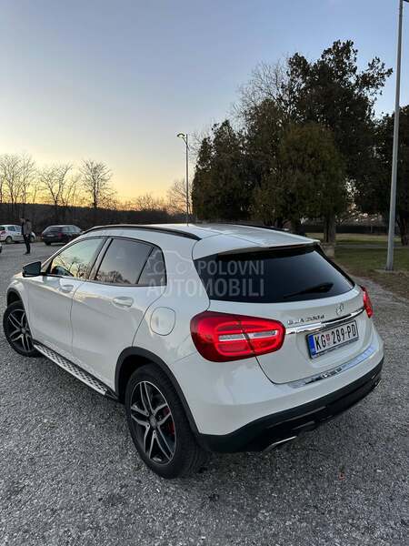 Mercedes Benz GLA 200 D AUT LED