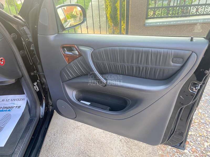 Mercedes Benz ML 270 AMG