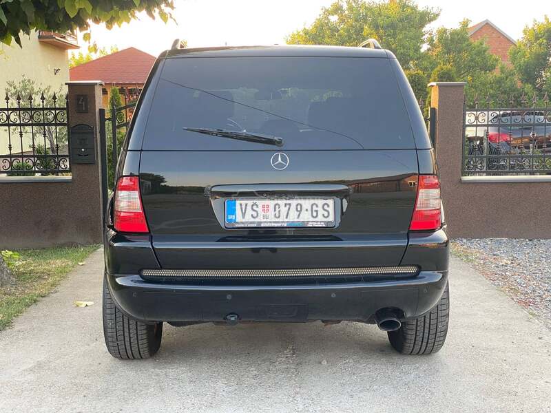 Mercedes Benz ML 270 AMG
