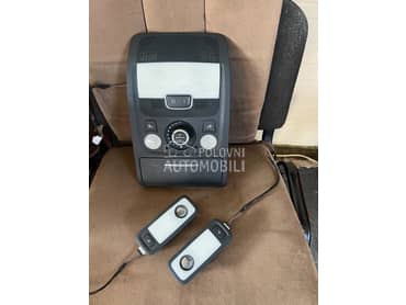 Svetlo u kabini za Audi A4, A5, Q5 od 2008. do 2016. god.