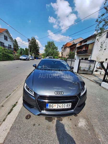 Audi TT 