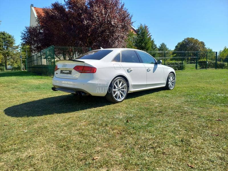 Audi S4 V6T