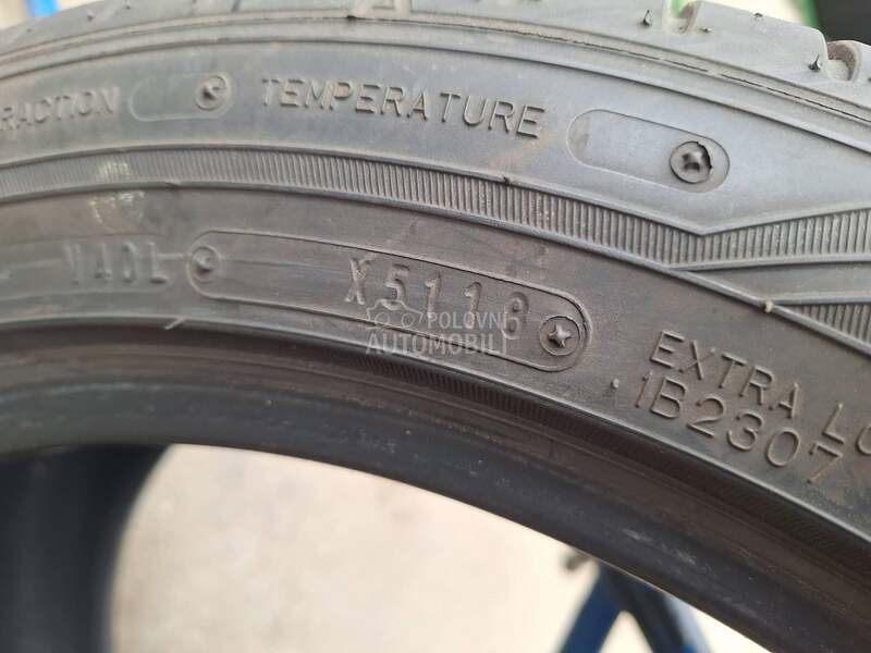 Falken 235/45 R17 Letnja