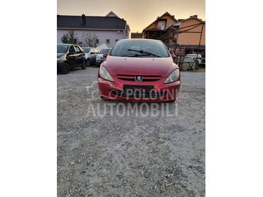 Branik za Peugeot 307 od 2001. do 2005. god.