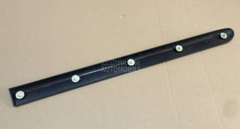 Lajsna zadnja/leva vrata