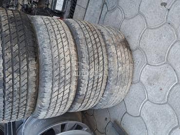 Nexen 235/65 R17 Zimska