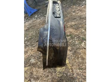 Branik zadnji za Volkswagen Passat CC od 2011. do 2015. god.