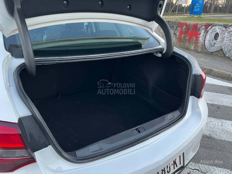 Opel Astra J 