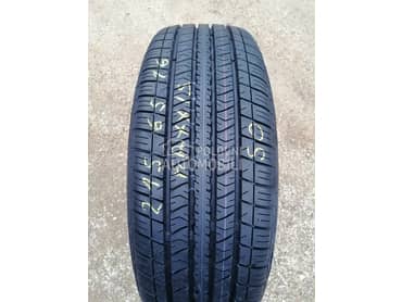 Maxxis 215/65 R16 Letnja