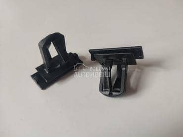 Žabice plastičnog ruba krila za Jeep Cherokee, Commander, Liberty od 2001. do 2013. god.