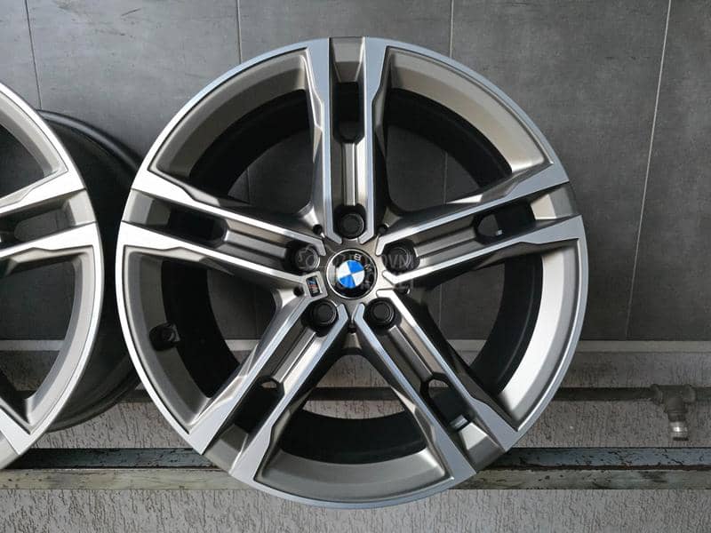 Aluminijumske felne bmw 1 f40 original 18" 5 x 112