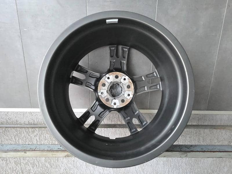Aluminijumske felne bmw 1 f40 original 18" 5 x 112
