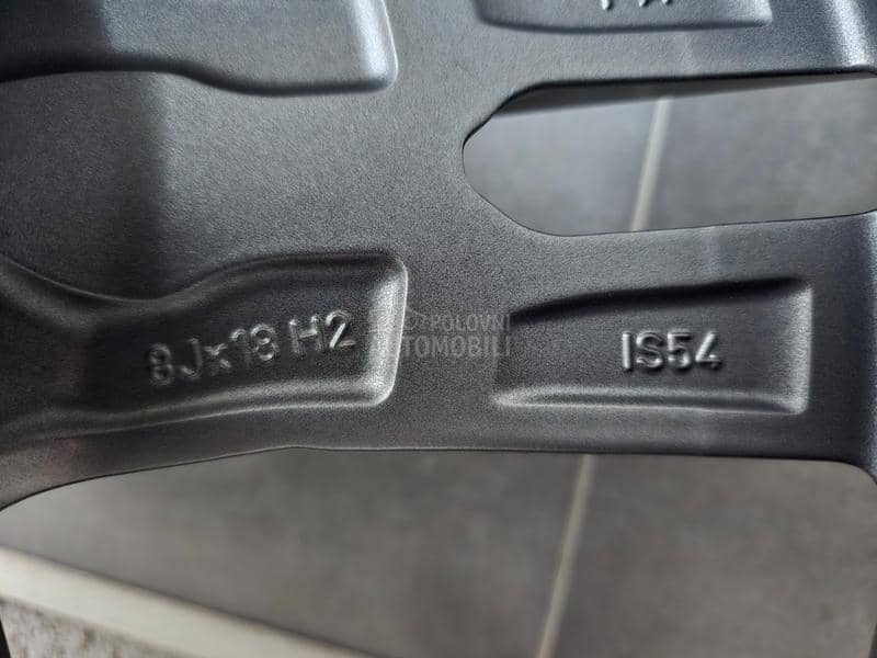 Aluminijumske felne bmw 1 f40 original 18" 5 x 112