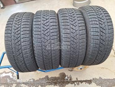 Pirelli 215/60 R16 Zimska