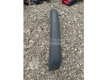 Branik zadnji za Volkswagen Caddy od 2004. do 2009. god.
