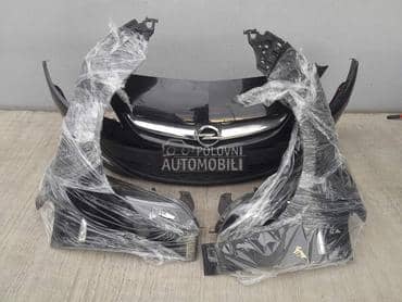 kompletna auto u delovima za Opel Astra J od 2013. do 2020. god.