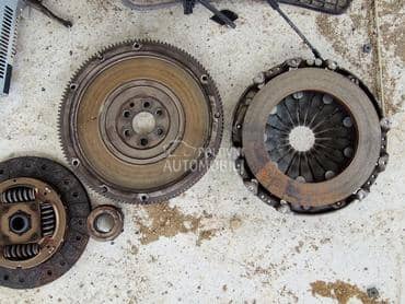 Fiksni zamajac za Volkswagen Golf 5, Passat B6, Touran od 2004. do 2009. god.