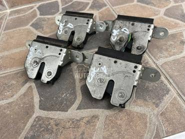 Brava gepek vtata za Opel Corsa D od 2006. do 2014. god.