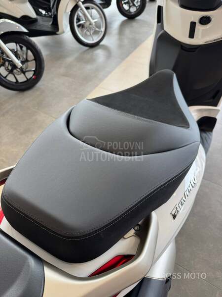 Piaggio Beverly 400 HPE AKCIJA